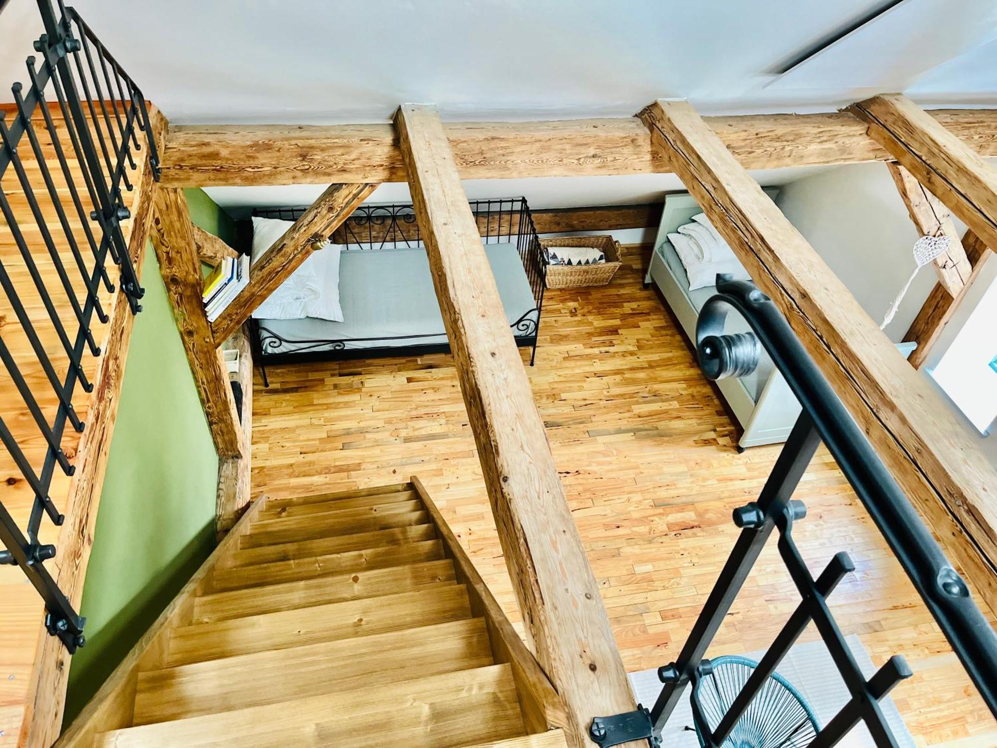 Na Nebi 187 Aparthotel Becov nad Teplou Luaran gambar
