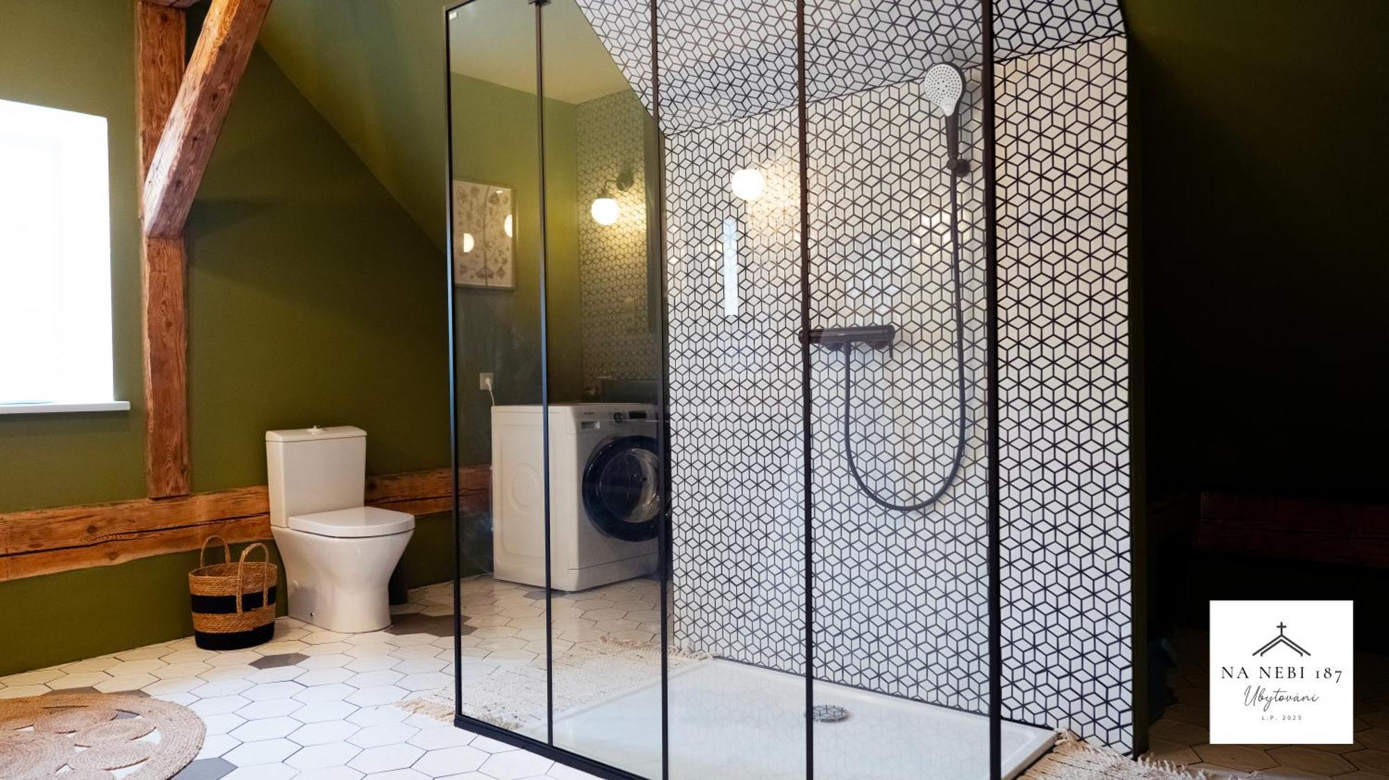 Na Nebi 187 Aparthotel Becov nad Teplou Luaran gambar